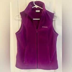 Columbia Women's Magenta Fleece Vest